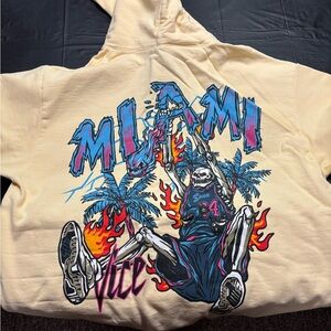 Sana Miami Vice hoodie